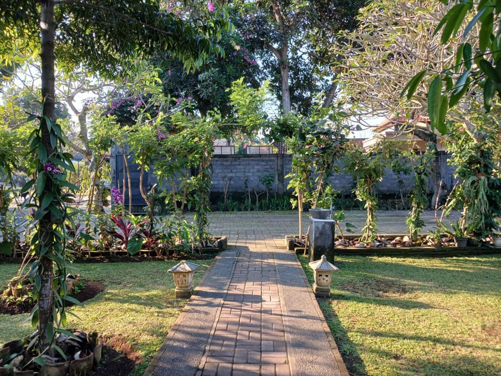 Puri Amartha Apartment Ubud  Exterior photo